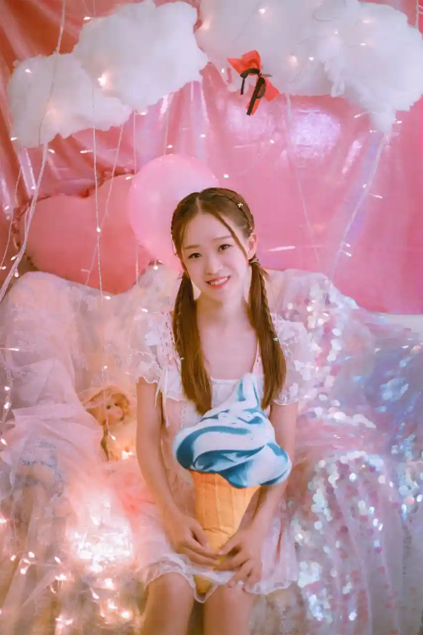 素人私房 极品国模 S6132 296P